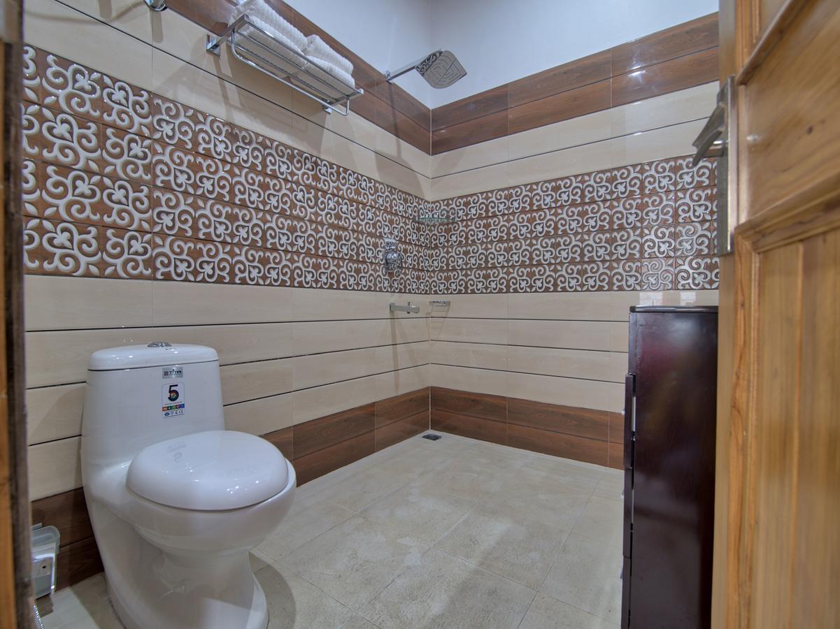 דלהאוזי Oyo 13755 Woodstock Inn מראה חיצוני תמונה